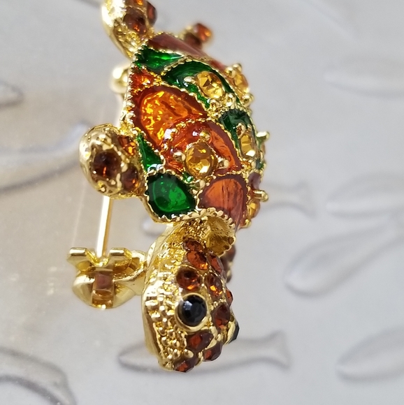 NWT-  💥*2/$20 Bejeweled Sea Turtle Brooch Pin - Picture 10 of 10